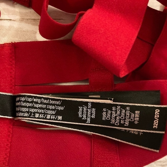 Victoria’s Secrets Lipstick Red Strapy Open Cup Demi Bra 32D - Picture 10 of 11